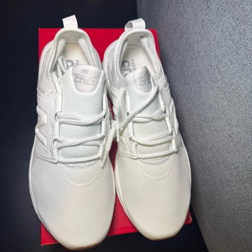 New Balance Fresh Foam X Cruz v3 White Women’s Size 12 NWT - Picture 4 of 8
